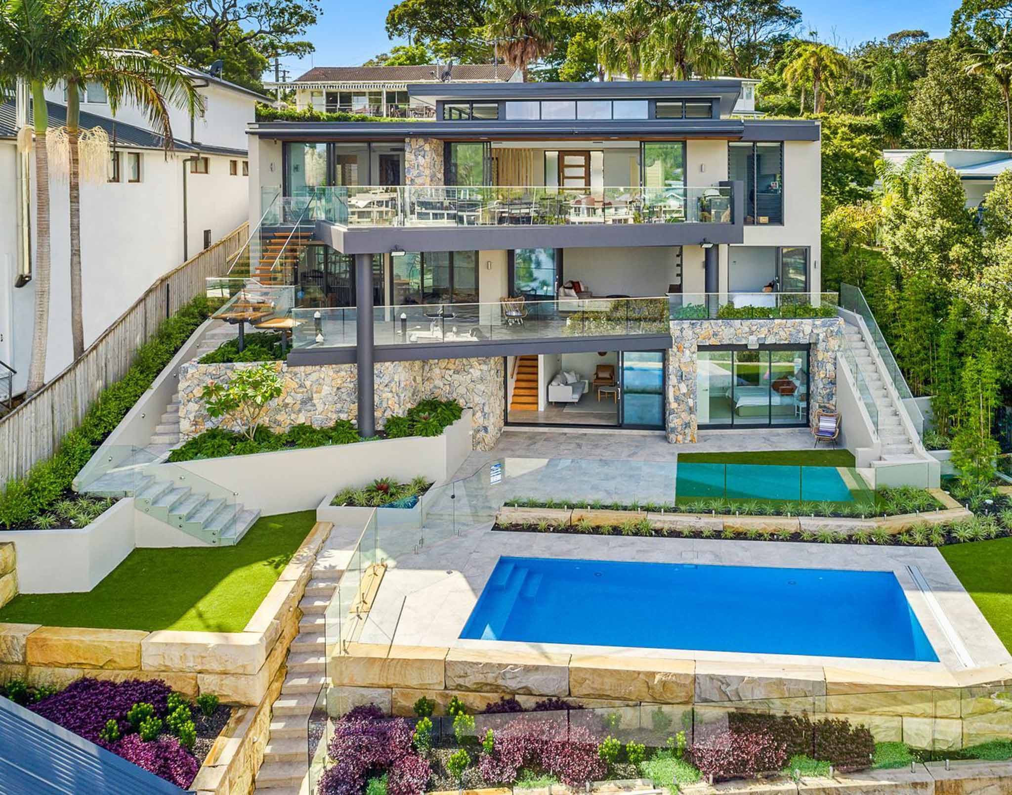 Urban terraced outdoor space